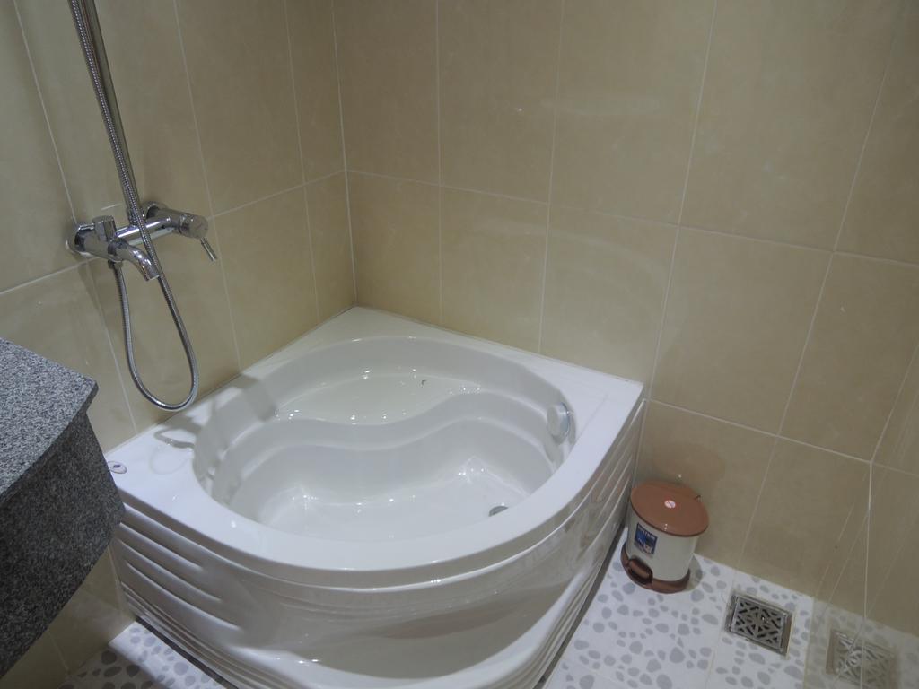 Nhat Hoang Albergue Ciudad Ho Chi Minh  Habitación foto
